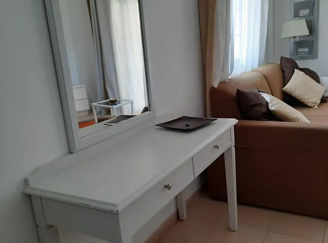 La Esquinita Apartment *